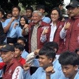 Pemerintah Siapkan 15 Ribu Laptop untuk Sekolah Rakyat, Program Jokowi–Prabowo Dukung Pendidikan Anak Miskin