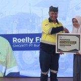 Mengintip Suka Cita 80 Putra Putri Banyuwangi Penerima Program Beasiswa Tambang Emas PT BSI