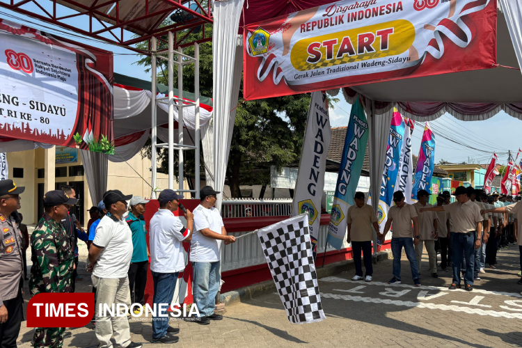Dilepas Sekda Gresik, 221 Regu Gerak Jalan Napak Tilas Perjuangan Pahlawan di Jalan Daendels