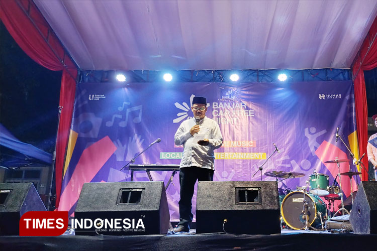 memberikan-sambutan-2.jpg