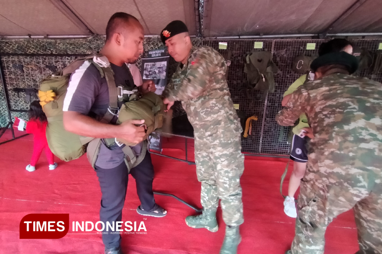 Warga Malang Raya Puas 'Nikmati' Alutsista Divif 2 Kostrad di Istana Dieng Kota Malang
