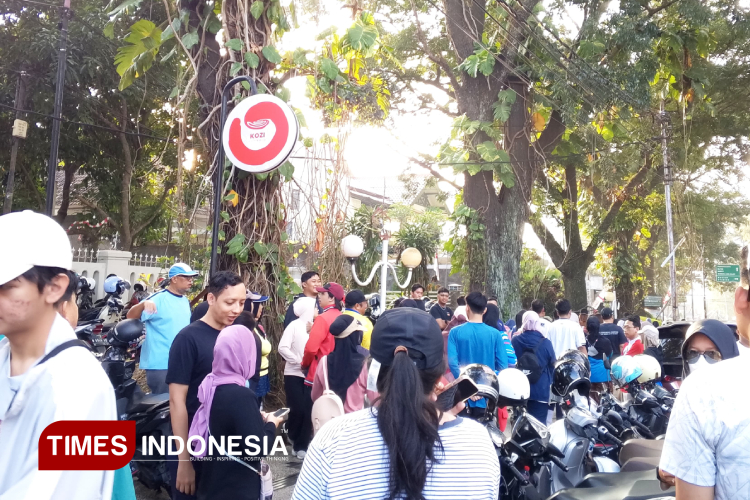 Antusias-Peserta-Footish-10.000-Langkah-Warnai-Pagi-Kota-Malang-b.jpg