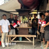 Meriahkan HUT ke-80 RI, Partai Gerindra Sleman Bagikan Ribuan Bendera Merah Putih