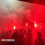 Jelang Perayaan HUT Arema ke-38, Ribuan Aremania Padati Stasiun dan Balai Kota Malang