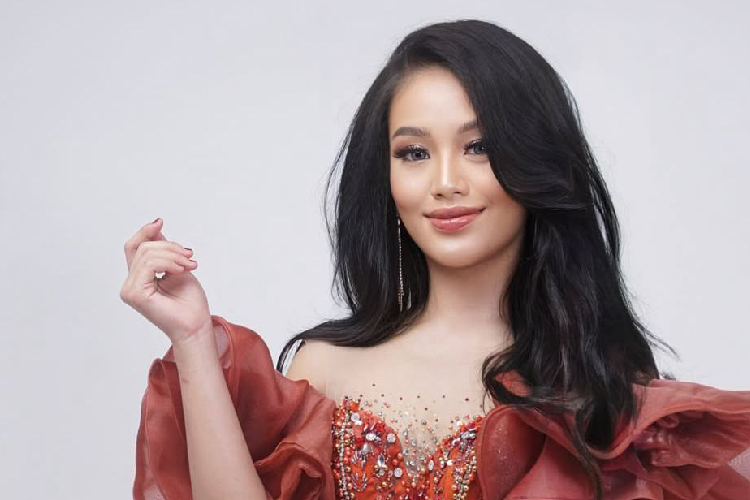 Vina Putri Junitasari: dari Panggung Hiburan ke Aksi Menjaga Bumi, Perpaduan Seni dan Kepedulian