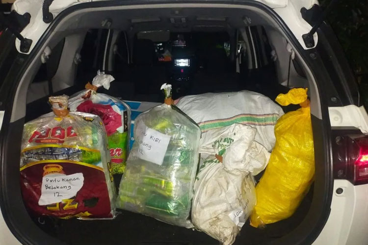 Barang bukti 80 kilogram sabu yang diamankan Dittipidnarkoba Bareskrim Polri dari pengungkapan kasus di Pare-Pare, Sulawesi Selatan, Senin (11/8/2025). (FOTO: ANTARA/HO-Dittipidnarkoba Bareskrim Polri)