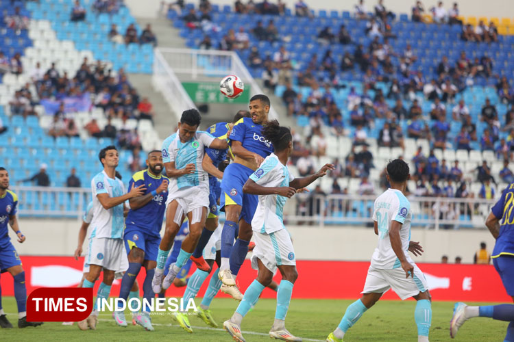 sepak-bola-8.jpg