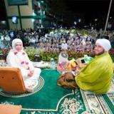 HUT ke-80 RI, Pemprov Jatim Gelar Doa, dan Dzikir bersama Habib Syech