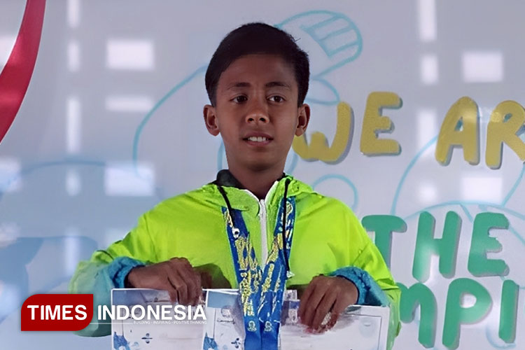 Muhamad Irfan Annafi, Atlet Renang Difabel Kota Tasikmalaya Sabet Dua Emas di Sukapura Swimming Cup 2025