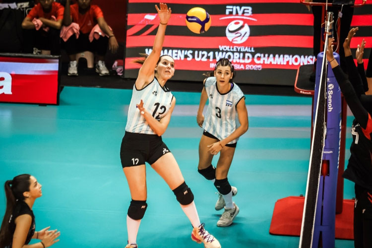 Tim-voli-putri-Argentina-vs-Indonesia-b.jpg