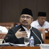 Yaqut Cholil Qoumas Siap Patuh Proses Hukum Usai KPK Larang ke Luar Negeri