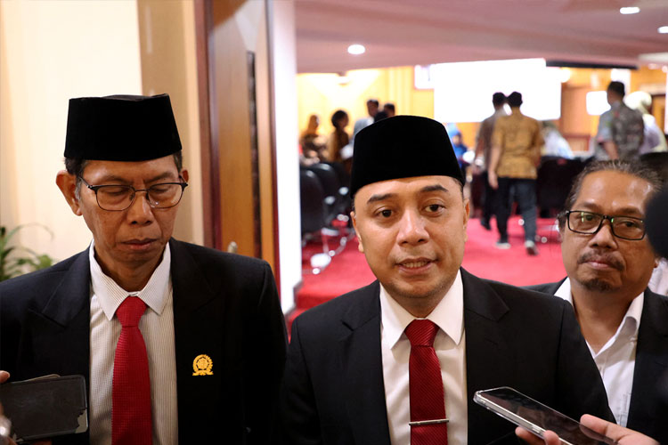 P-APBD Surabaya 2025: Pinjaman Rp452 Miliar Jaga Pembangunan Infrastruktur Tetap Berjalan