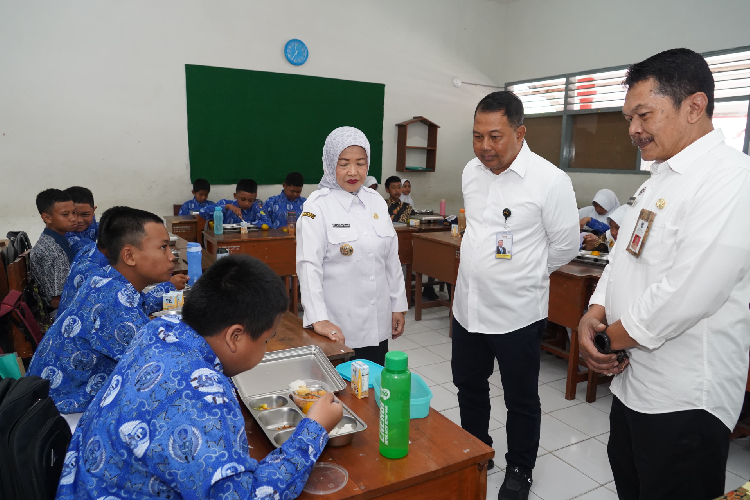 Kunjungi-SPPG-c.jpg