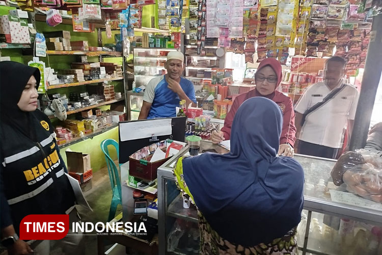 Waspadai Modus Baru Pemalsuan Pita Cukai, Satpol PP dan Bea Cukai Madiun Gelar Razia Rokok Ilegal