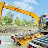 Sungai Wendit Kembali Dikeruk, Langkah Nyata Tugu Tirta Kota Malang Pulihkan Ekosistem dan Sumber Air