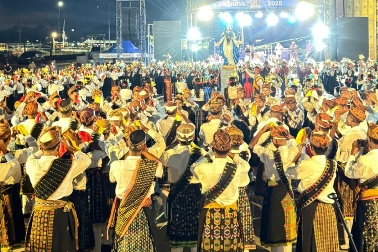 Tarian-Reog-Ponorogo-Jawa-Timur-c.jpg