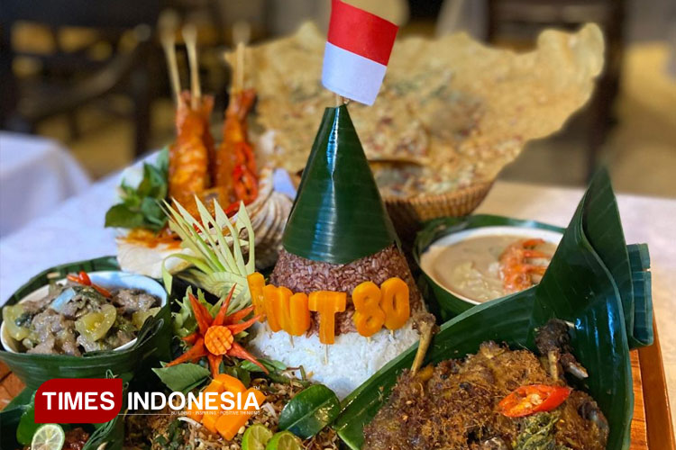 nasi-tumpeng.jpg