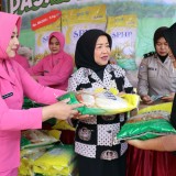 Gerakan Pangan Murah, 23,7 Ton Beras Diserbu Warga Kabupaten Malang