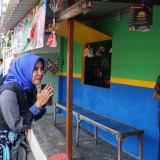 Dukung UMKM Berdaya Saing, Wabup Sidoarjo Turun Langsung Pantau Renovasi Warung Rakyat