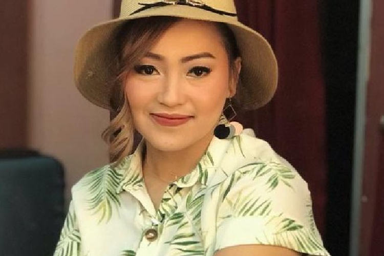 Komedian Mpok Alpa Meninggal Dunia