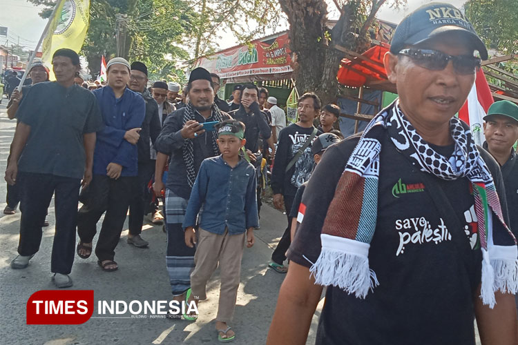 Mengenang Perjuangan Cucu Nabi Muhammad SAW, Ratusan Umat Islam di Pemalang Gelar Napak Tilas
