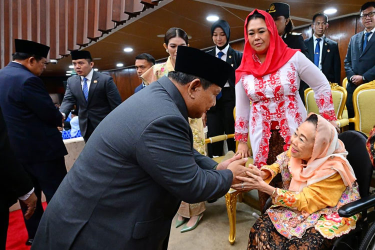 Bangun Harmoni Lintas Generasi: Usai Pidato Kenegaraan, Prabowo Sapa Tokoh Nasional dan Tamu Internasional