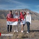 Bromo di Bulan Agustus: Pesona Alam dan Cahaya Purnama