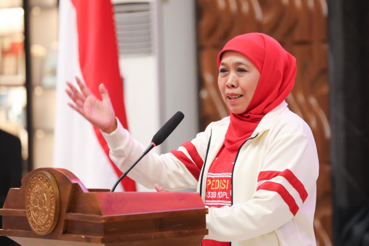 Gubernur-Khofifah-g.jpg