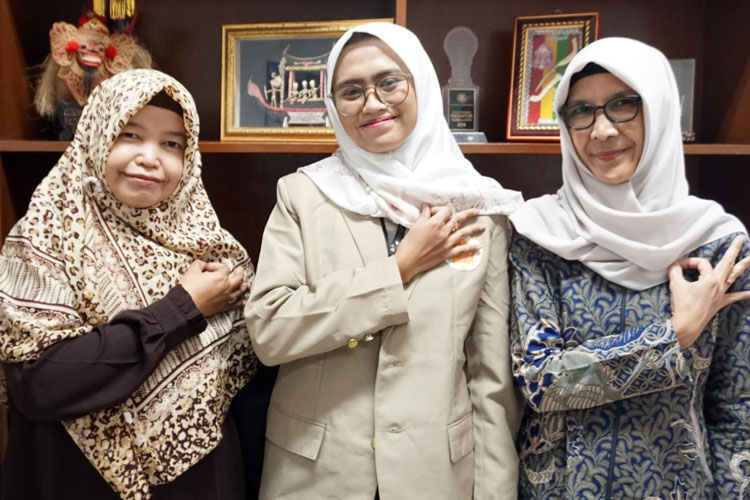 Tim-peneliti-dari-Fakultas-Filsafat-Universitas-Gadjah-Mada.jpg