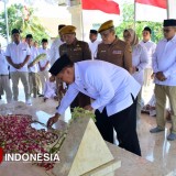 Ziarah ke Makam WR Supratman, Bambang Haryo: Indonesia Raya Bukan untuk Dikomersilkan