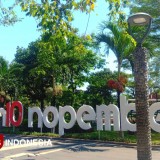 Refreshing Tanpa Mikir Biaya, Yuk ke Taman Bungkul dan Taman Mundu Surabaya