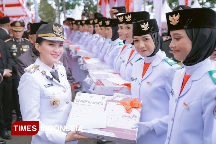 Sukses Kibarkan Merah Putih, Tim Paskibraka Diapresiasi Bonus dari Gubernur Malut