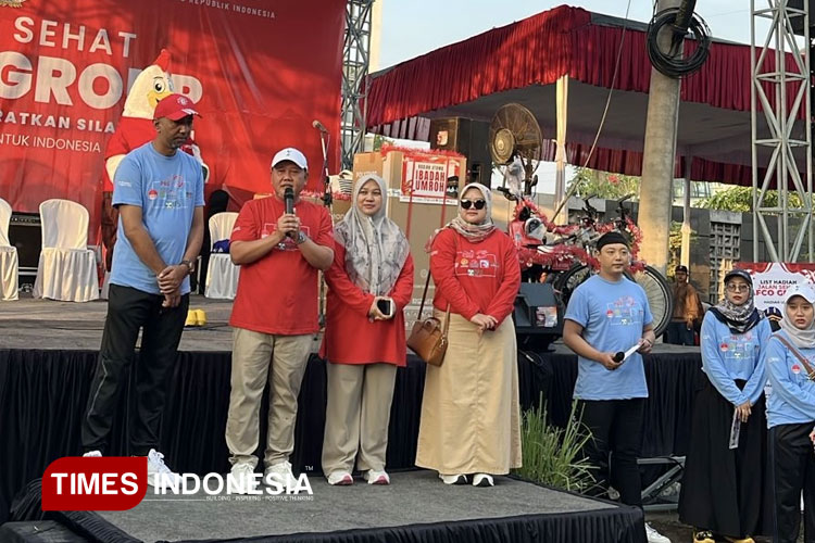 Serunya Jalan Sehat AFCO Group Jombang, Sediakan Hadiah Utama Umrah