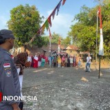 Warga Desa di Jombang Gelar Upacara ala Tempo Dulu di Kebun Bambu dengan Pakaian Adat