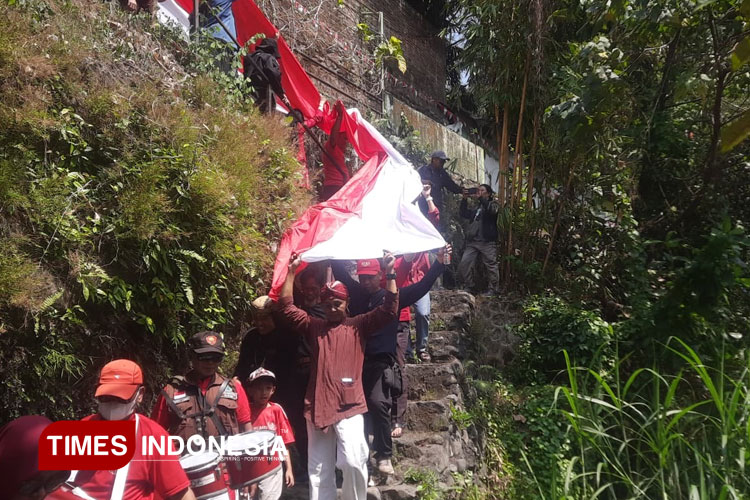 bendera-11.jpg