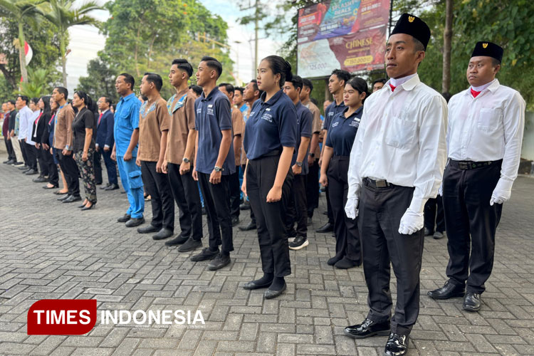 upacara-di-Aston-Banyuwangi.jpg