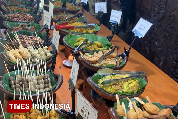 Mengenal Sejarah Waroeng Tani Malang: Rumah Makan Mewah Harga Murah!