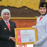 Gubernur Khofifah Apresiasi Paskibraka dan Pendukung  Acara HUT ke-80 RI