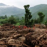 Banjir Bandang di Pakistan Tewaskan 337 Orang, Puluhan Masih Hilang