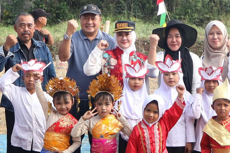 HUT ke-80 RI, Anak Yatim hingga Pelaku UMKM Terima Support dari Ketua DPRD Cianjur
