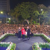 Masyarakat Jatim Meriahkan Pesta Rakyat HUT ke-80 RI Bersama Gubernur Khofifah dan Wagub Emil