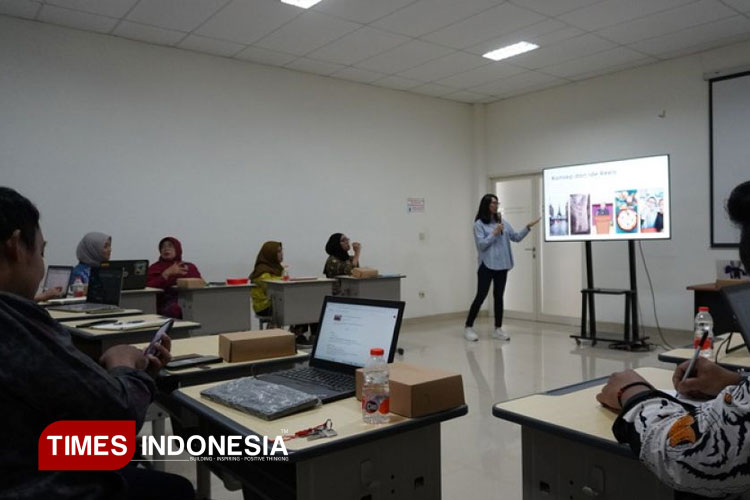 UNMER-Malang-b.jpg