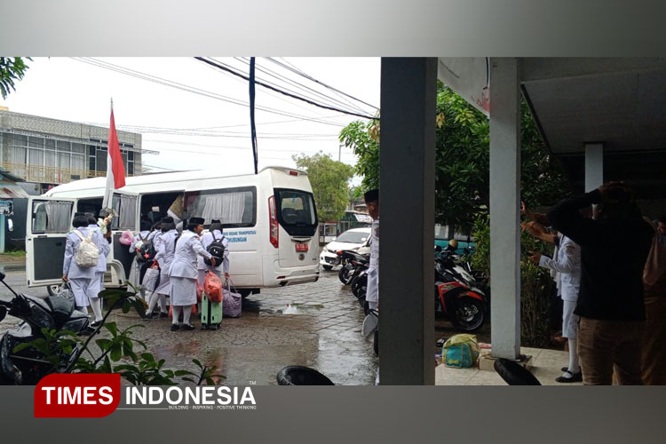 mobil-Bus-milik-Pemda-Morotai-2.jpg