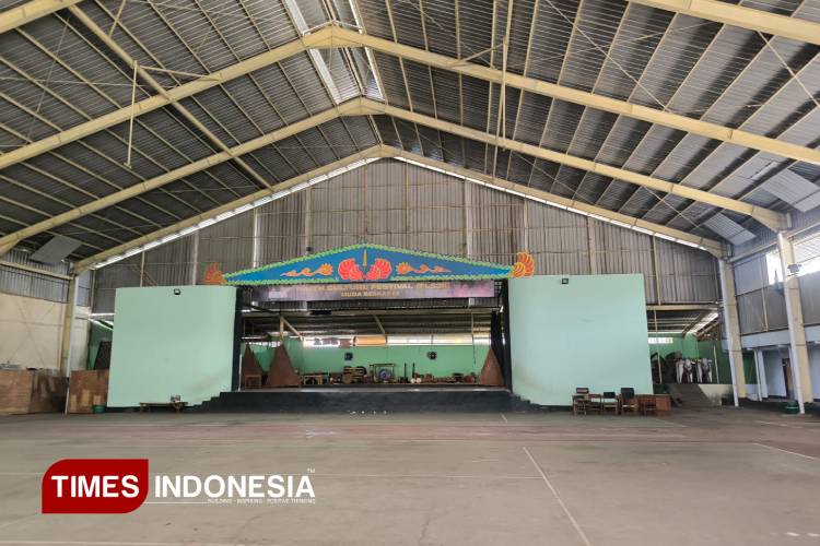 Gedung-Kesenian-Kota-Probolinggo-b.jpg