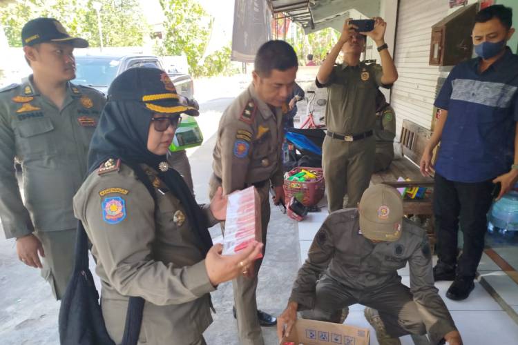 Operasi Gabungan Satpol PP Bantul dan Bea Cukai Sita Ribuan Batang Rokok Ilegal