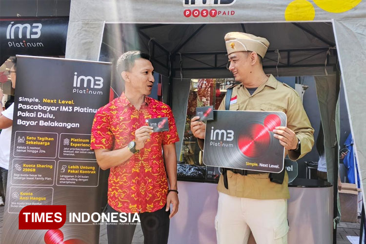 Stand Indosat di Festival Belanja Jatim. (FOTO: Indosat/TIMES Indonesia)