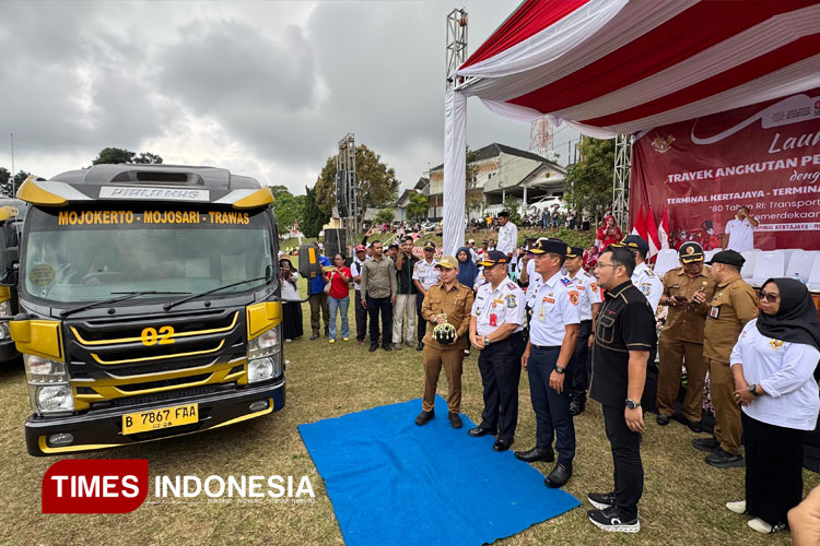 Layanan Transportasi GOTRA MOJO Kabupaten Mojokerto Resmi Beroperasi