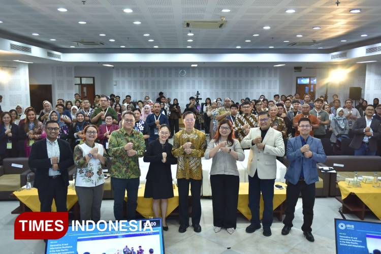 Suasana simposium IRIS 2025 di Auditorium Fisipol UGM (FOTO: CfDS UGM for TIMES Indonesia)