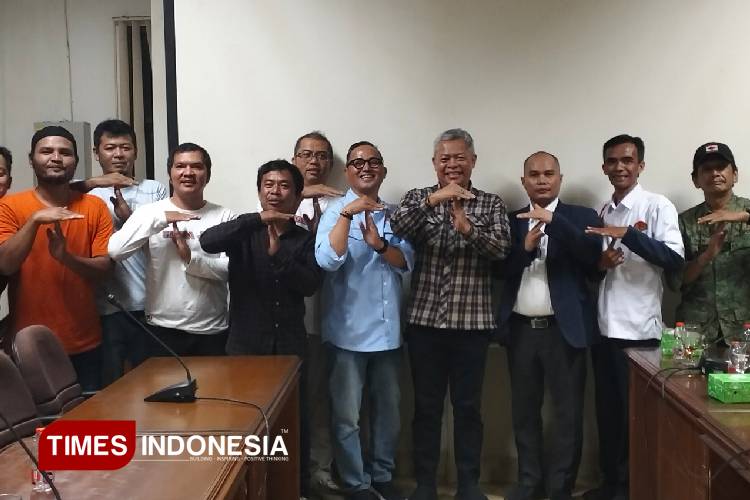 Andi-Warsandi-b.jpg