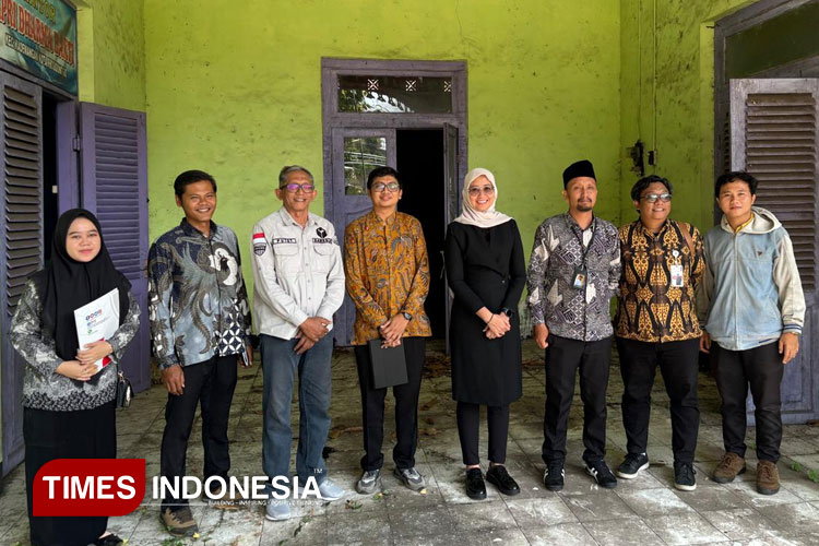 Audiensi-Bawaslu-bersama-Wali-Kota-Probolinggo-a.jpg